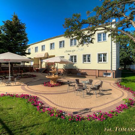 Hotel Kaprys Świdnik Esterno foto